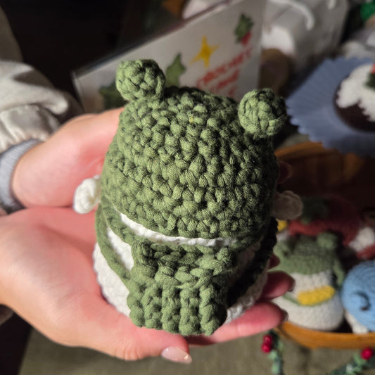 Crochet Duck with Frog Hat & Backpack - Light Green
